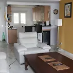 Stylish, Spacious Apartment With Sea View
