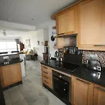 Stylish, Spacious Apartment With Sea View