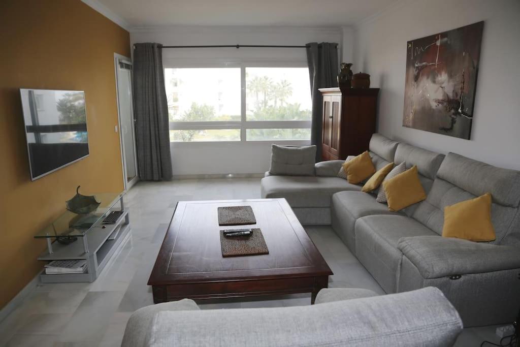 Apartamento Stylish, Spacious With Sea View Marbella