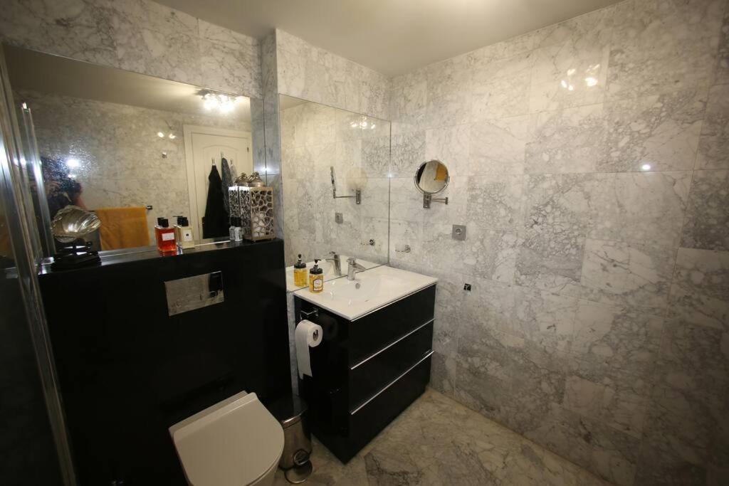 Stylish, Spacious With Sea View * Marbella