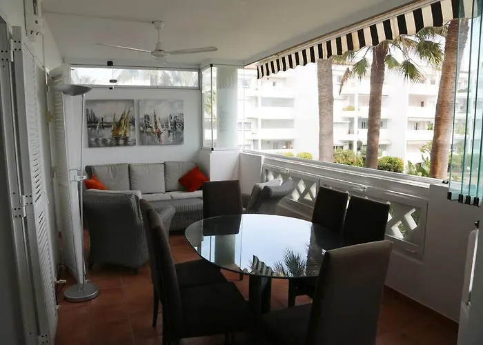 Stylish, Spacious Apartment With Sea View